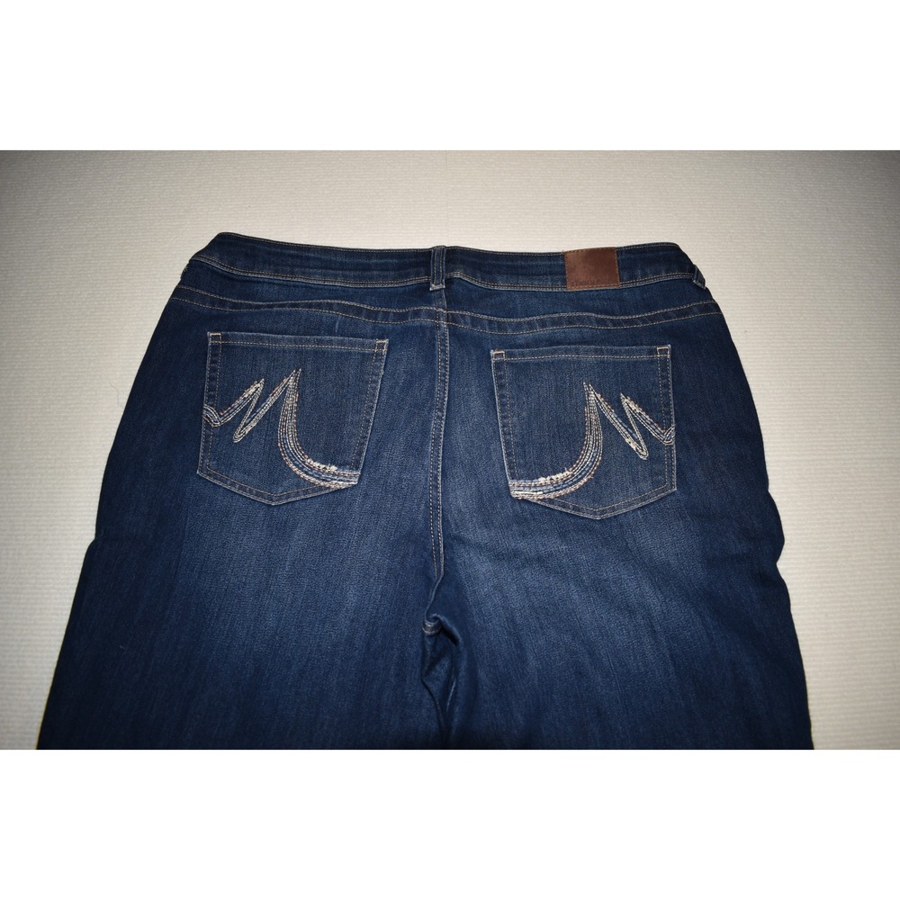 Maurices Jeans Womens 18W Short Blue Bootcut Stretch Embroidered Pockets Denim - Picture 5 of 9